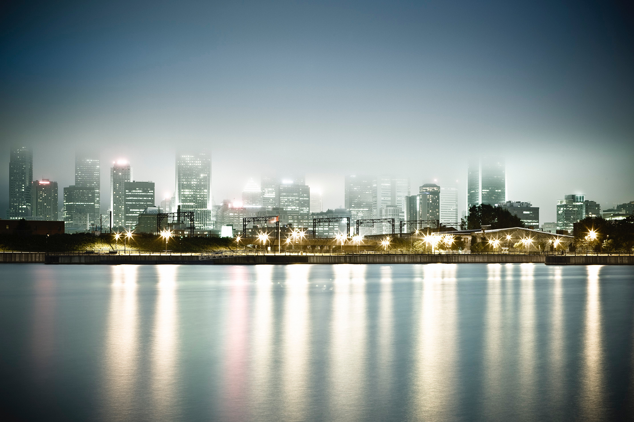 A Photo Night Crawl with Richard Cavalleri