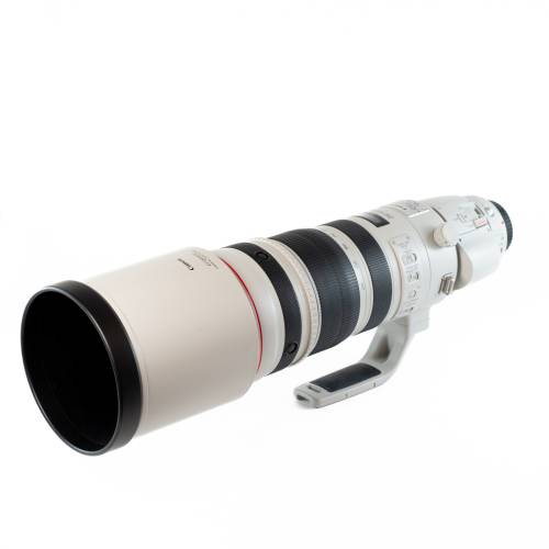 Canon EF 200-400mm f/4L IS USM Lens with Built-in 1.4x + Control Ring Mount Adapter EF-EOS R *A*