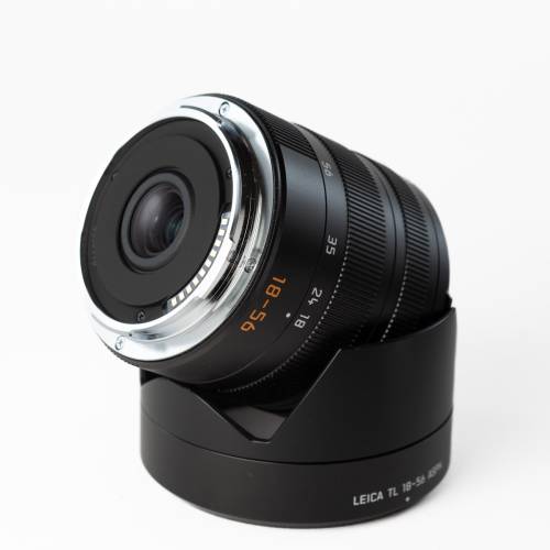 Leica TL2 Black + Vario-Elmar 18-56mm ensemble * A+ *