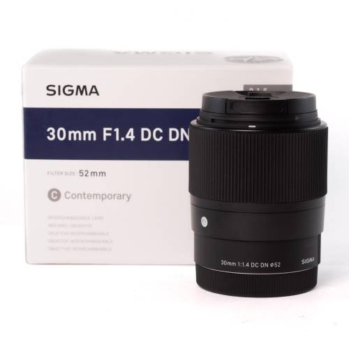 TVignette pour Sigma 30MM F/1.4 DC DN - Monture Sony *A*