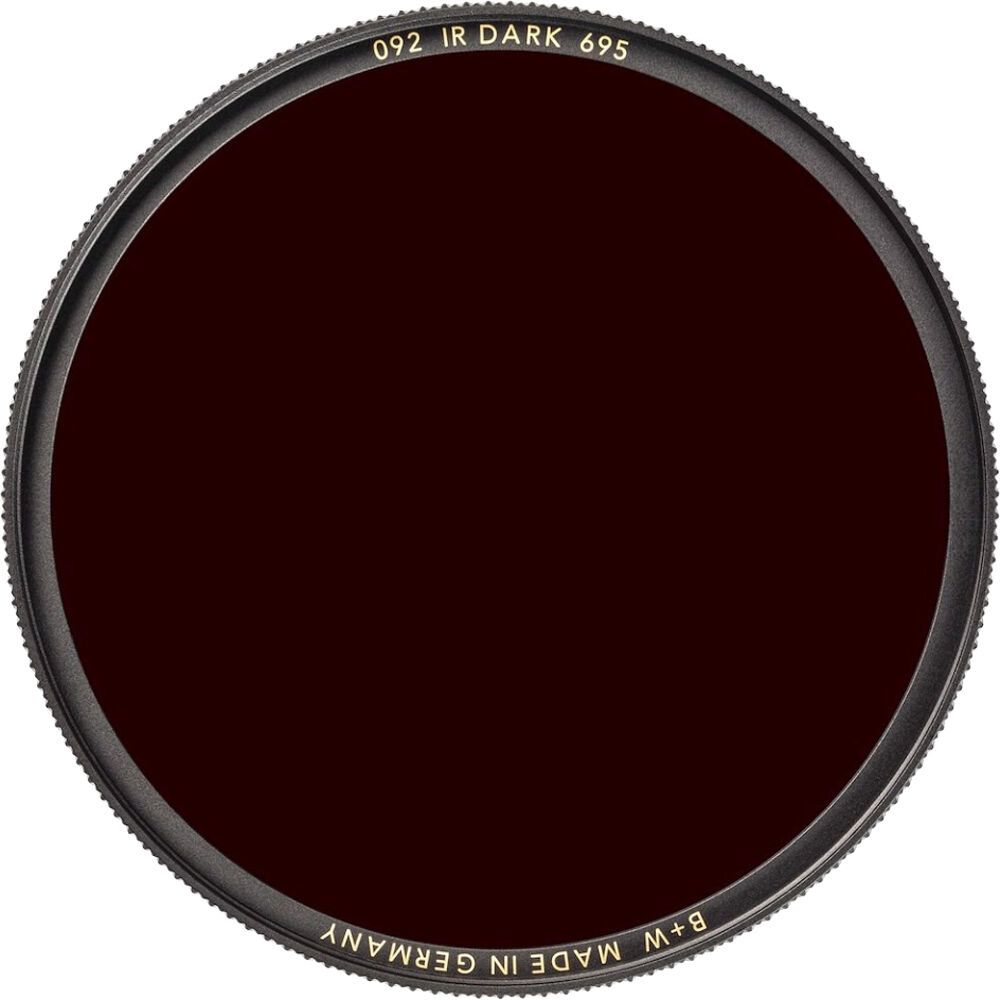 B+W 092 Infra Red Dark 695nm
