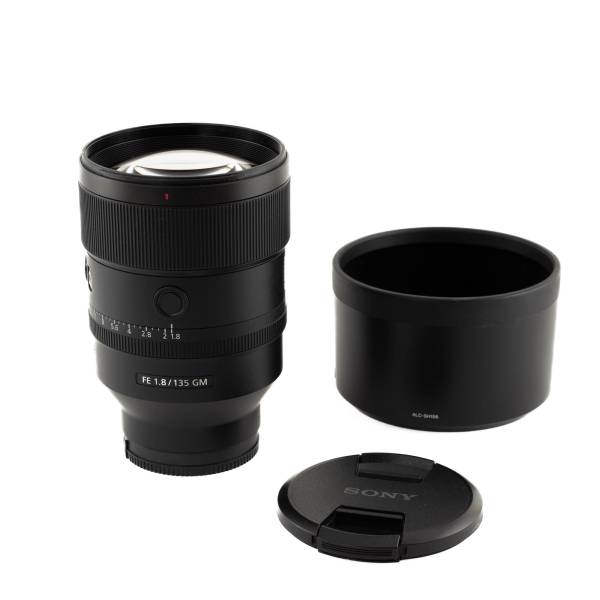 Sony FE 135mm f/1.8 GM  *A+*