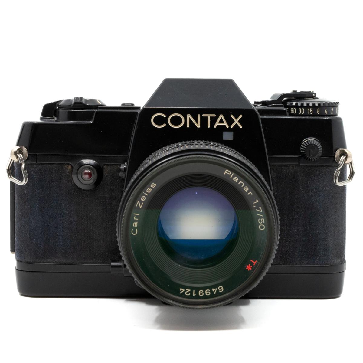 Contax 137 MA Quartz avec objectif Zeiss Planar 50mm f/1.7 T* - *A*