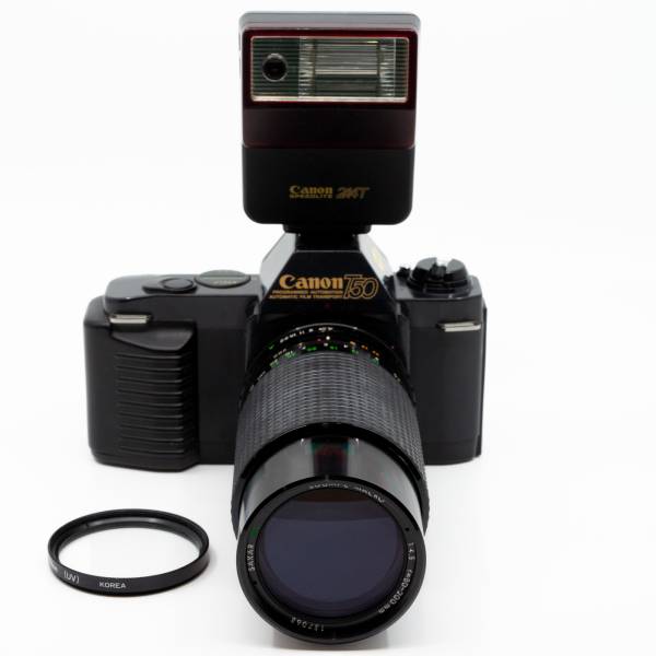 Canon T50 + Sakar MC 80-200mm + Flash Canon 244T *A*