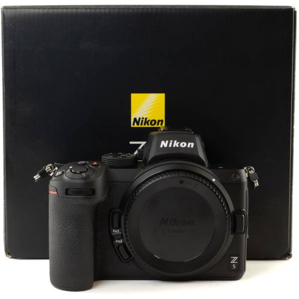 Nikon Z5 boîtier - *A+*