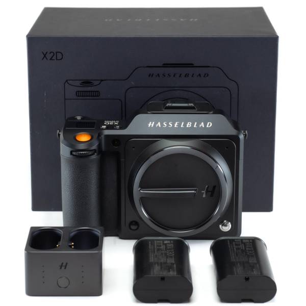 Hasselblad X2D 100C Body & Accessories  *A+*