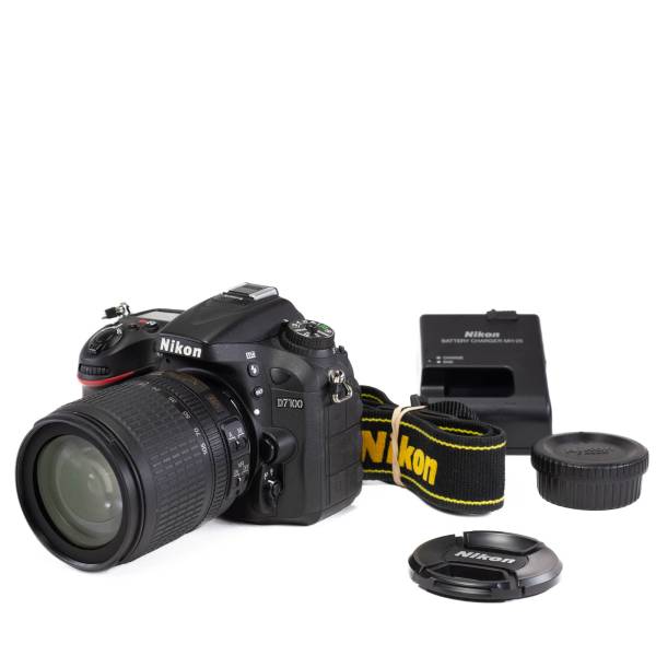 Nikon D7100 et Nikkor 18-105mm F/3.5-5.6G ED *A*