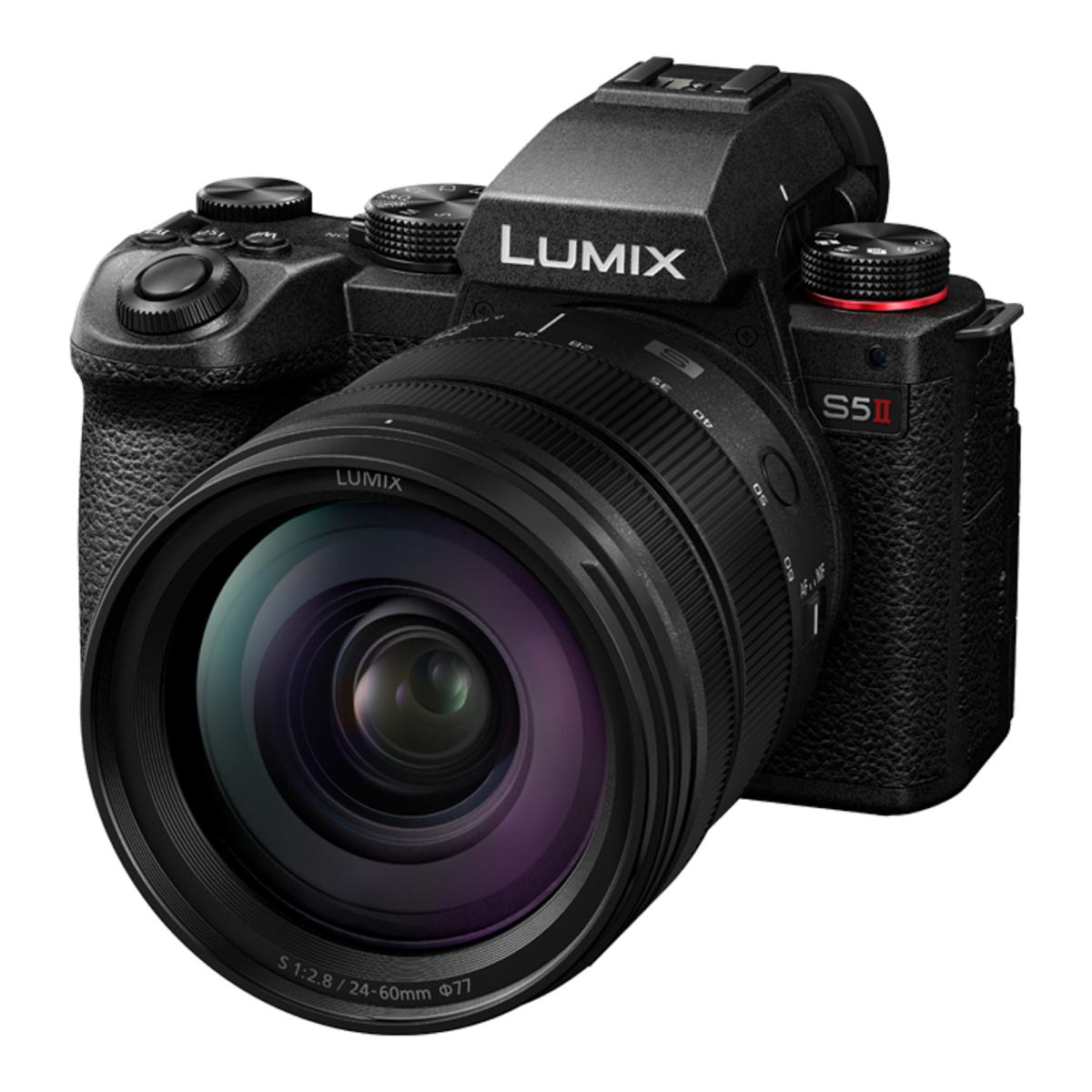 Panasonic Lumix S5 II avec Objectif Lumix 24-60mm F2.8