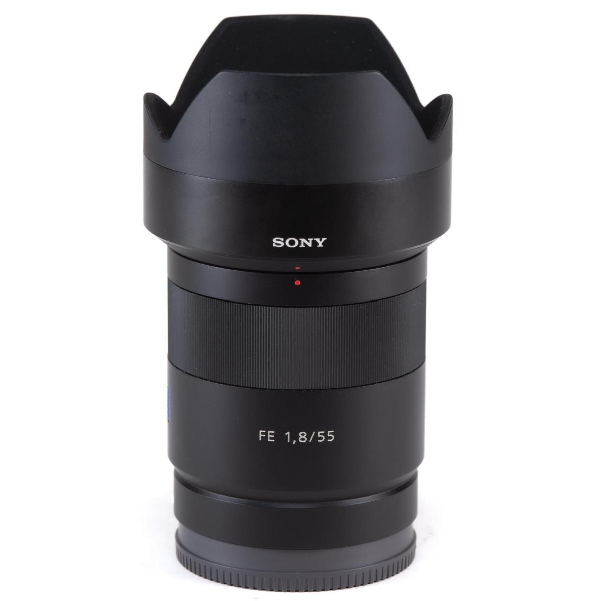 Sony ZEISS Sonnar FE 55mm f/1.8 ZA T* - *A*