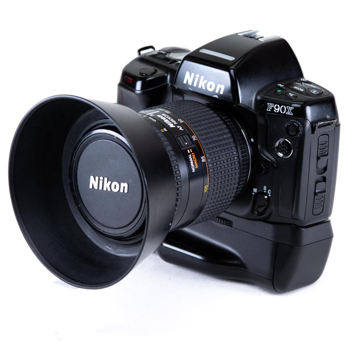 Nikon F90x + Nikkor 28-105mm F/3.5-4.5 - *A-*