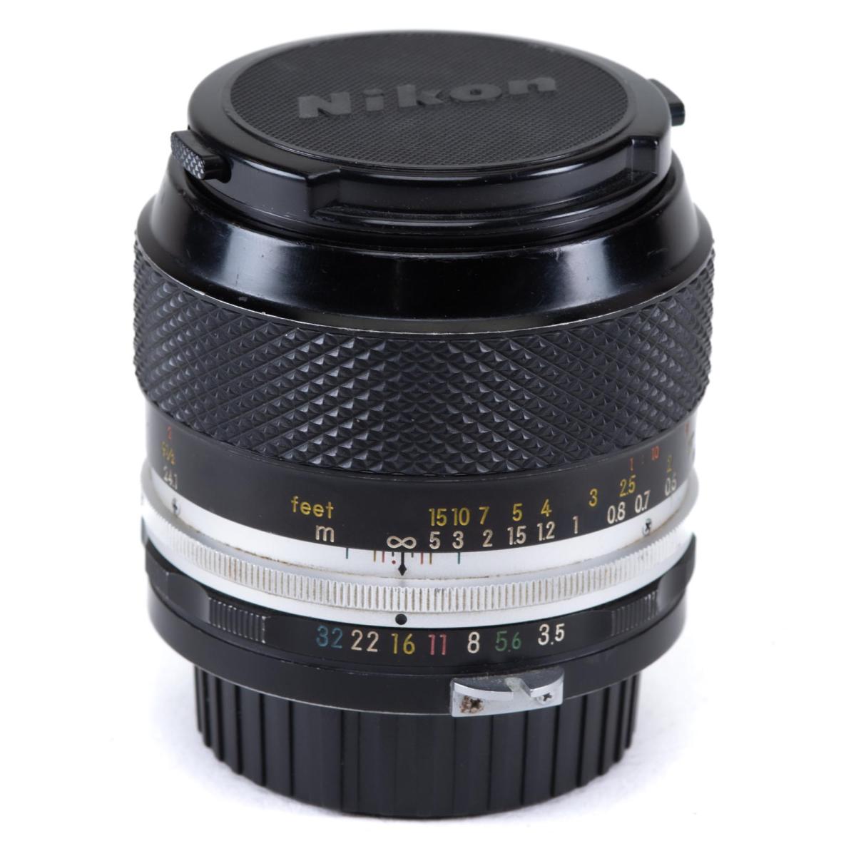 Nikon Micro-NIKKOR-P.C Auto 55mm f3.5 - *B*