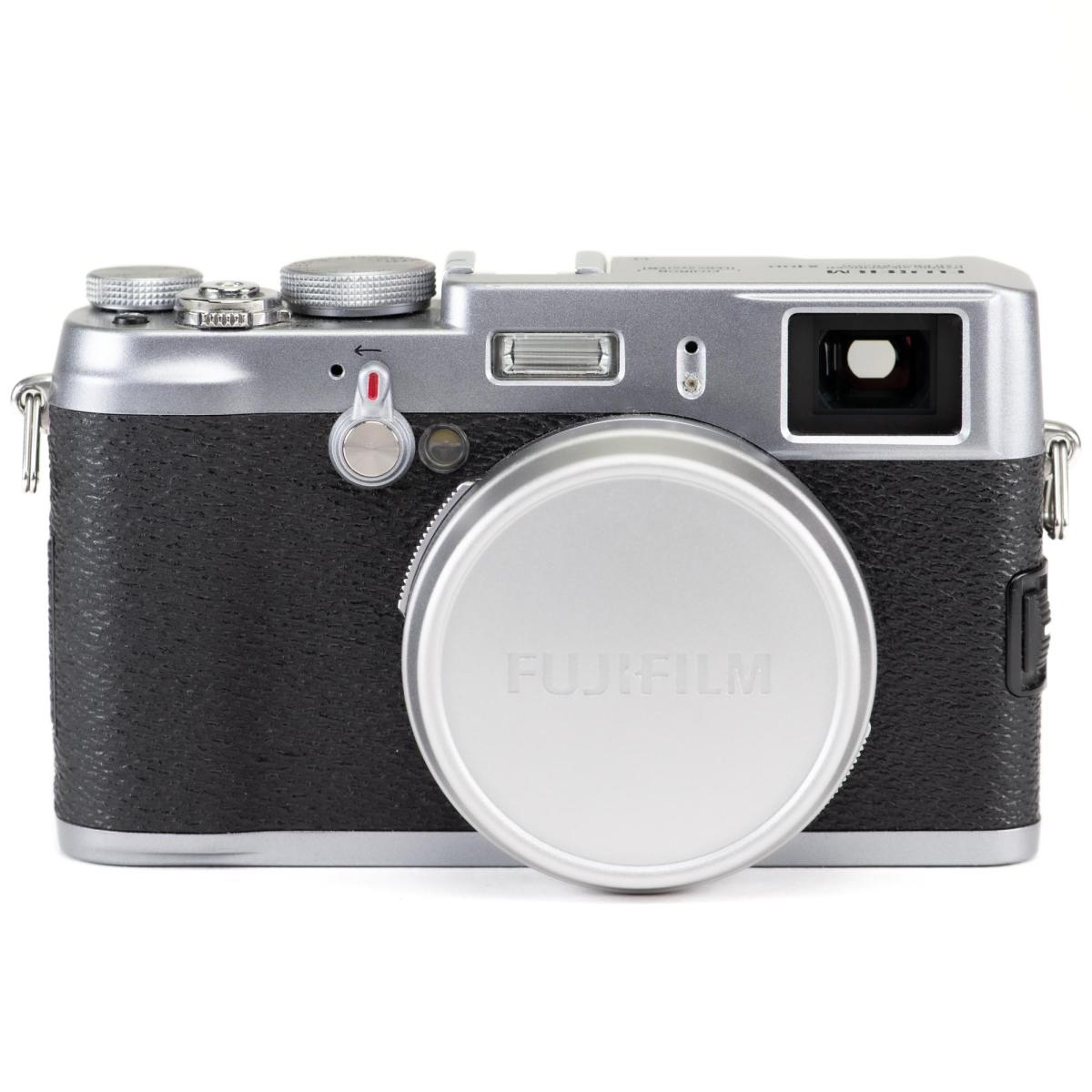 Fujifilm FinePix X100 Argenté - *A*