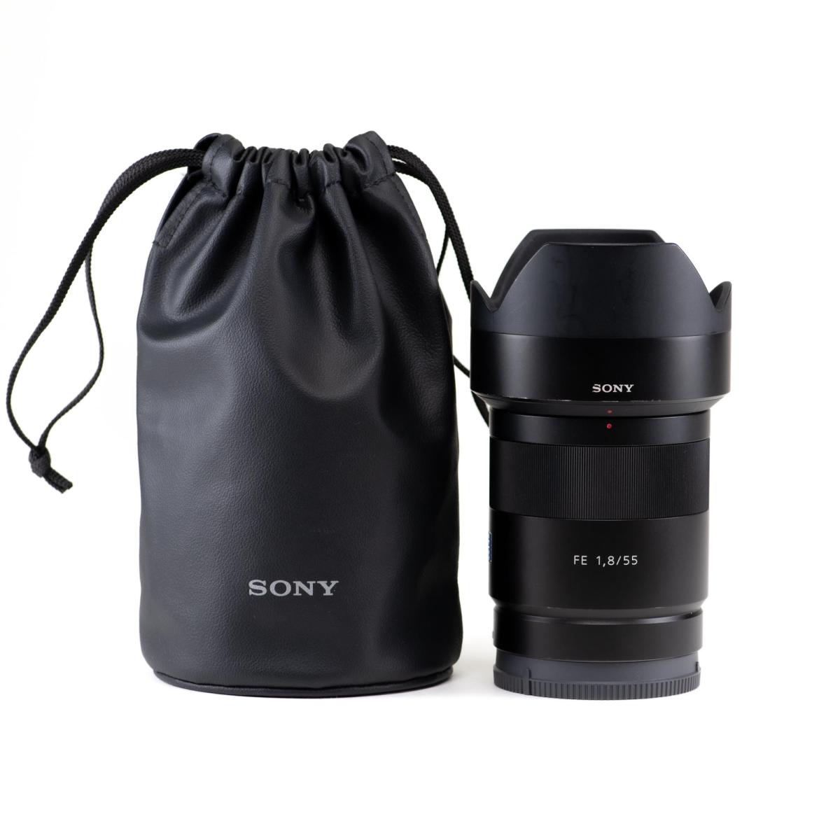 Sony ZEISS Sonnar FE 55mm f/1.8 ZA T* - *A*
