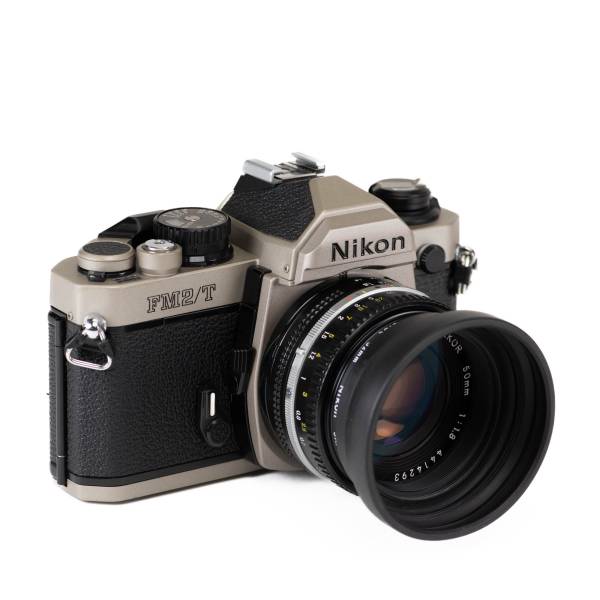Nikon FM2/T & Nikkor 50mm f/1.8 - *A+*